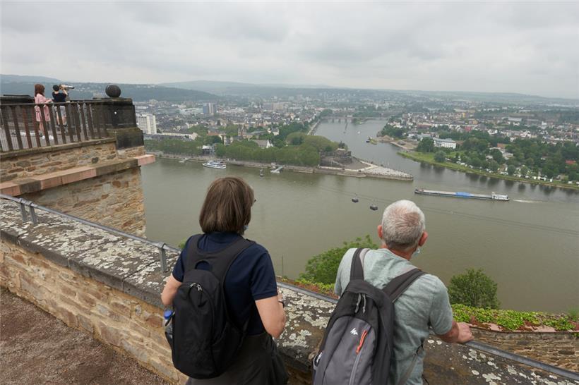 Das Deutsche Eck in Koblenz: symbolträchtiger Ort am Zusammenfluss von Rhein und Mosel
