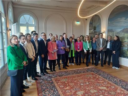 Das Durchschnittsalter der DP-Kandidaten beträgt 45 Jahre
