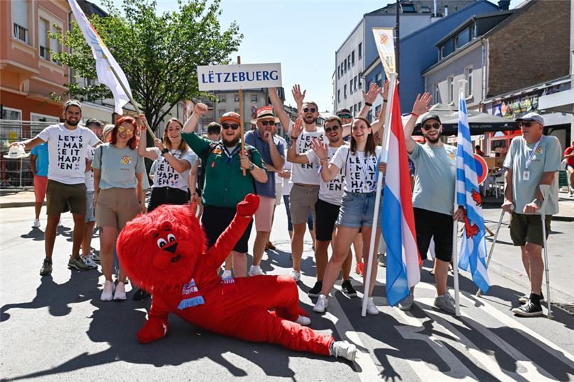 Das Eurofestival in Schifflingen wurde am Sonntag mit einer bunten Parade eröffnet
