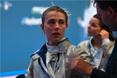 Das FEI hatte entschieden, die Suspendierung von Olha Charlan für das Team-Event aufzuheben. Am Sonntag unterlag die Ukraine im Bronzematch gegen Südkorea.
