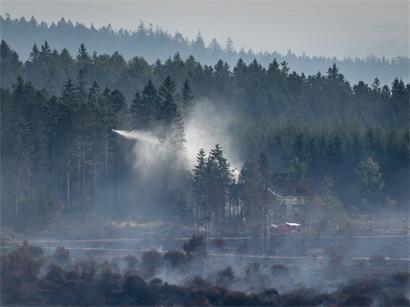 Das Feuer im Hohen Venn brach am 14. August aus und hat Tausende Hektar erfasst