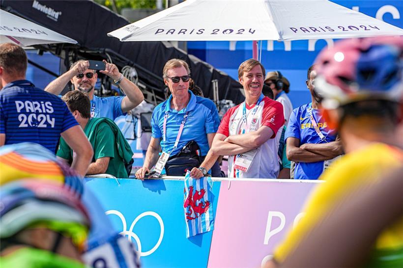 Das Geburtstagskind des Tages: Prinz Louis, hier an der Seite seines Vaters Groß...
