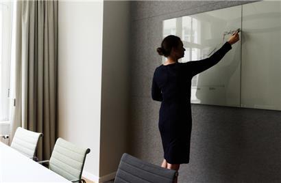 Das Gehalt von Frauen liegt in Luxemburg im Sektor „Technische und spezialisierte Aktivitäten“ weit unter dem der Männer. 
