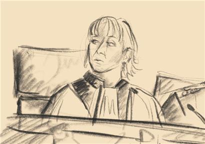 Das Gericht unter dem Vorsitz von Elisabeth Ewert wird in den kommenden Wochen über das Schicksal der fünf Angeklagten beraten
