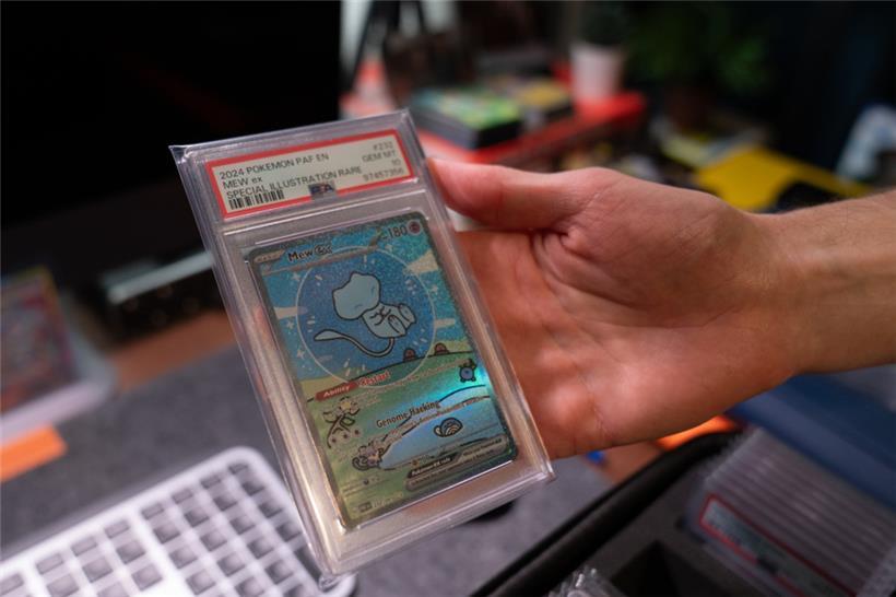 Das Grading, also Prüfen- und Bewertenlassen von Pokémon-Karten, hilft Sammlern,...