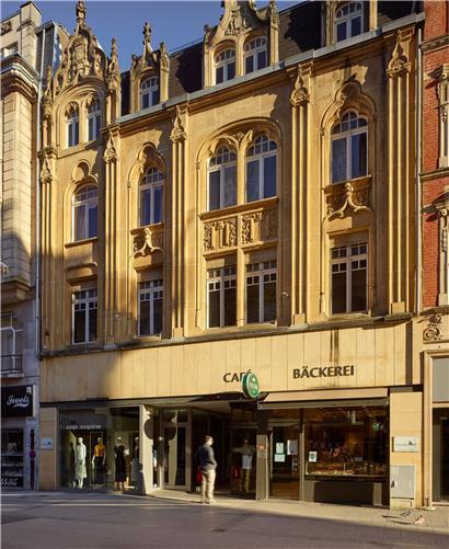Das Haus Claude (57, rue de l’Alzette) und seine neogotische Fassade
