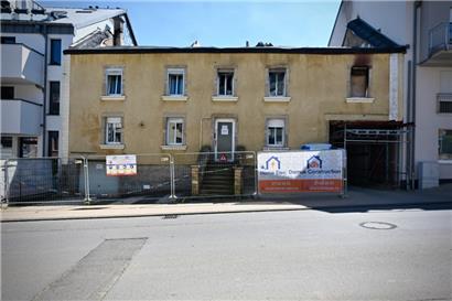 Das Haus, das am vergangenen Nikolaustag in Kayl in Flammen stand, ist noch immer unbewohnbar

