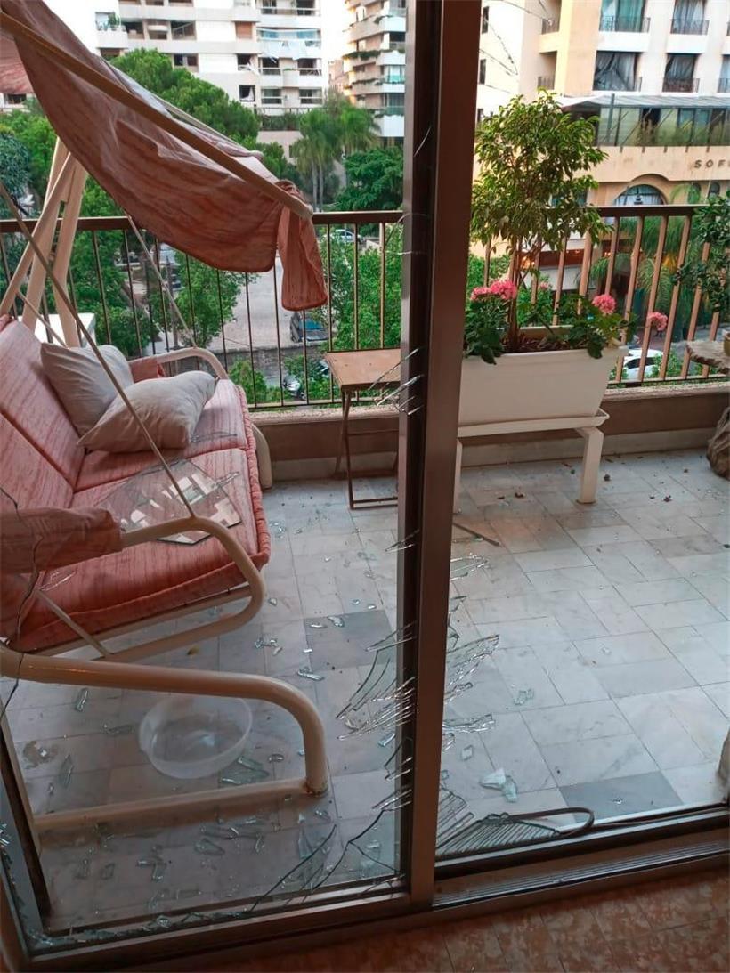 Das Haus von Mandy Esta und ihrer Familie ist durch die Explosion am Beiruter Ha...