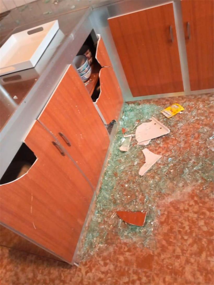 Das Haus von Mandy Esta und ihrer Familie ist durch die Explosion am Beiruter Ha...