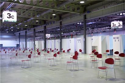 Das Impfzentrum in der Luxexpo
