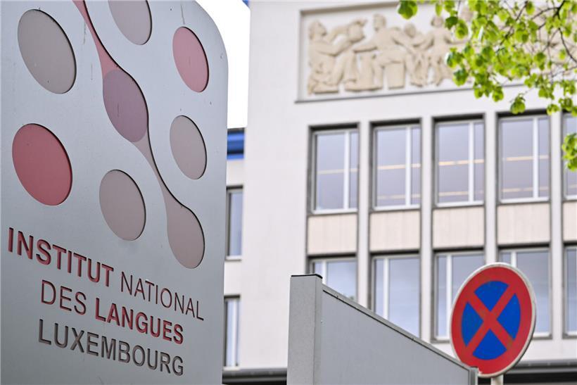 Studenten lernen Luxemburgisch im Institut National des Langues mit über 3000 Einschreibungen pro Semester
