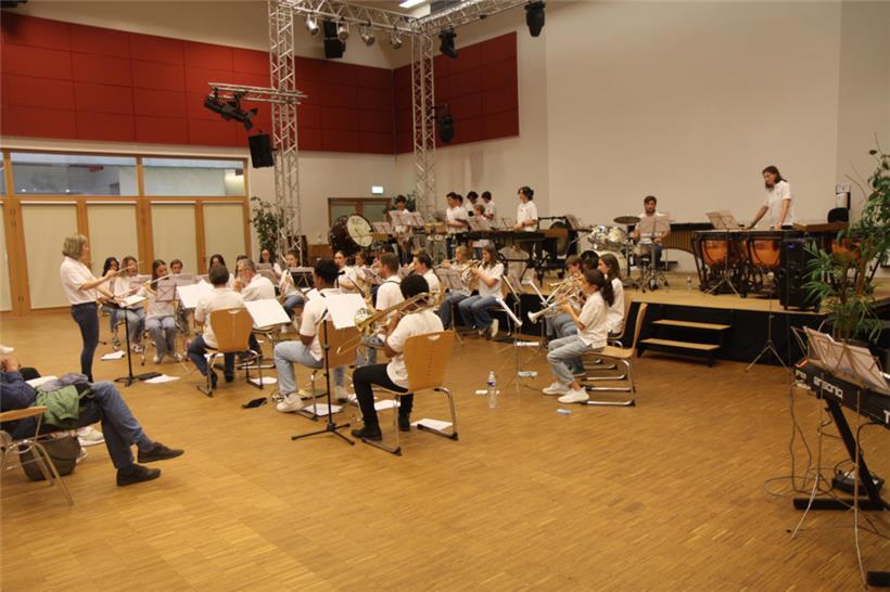 Das Jugendorchester der „Harmonie municipale Esch“ im Festsaal des Lycée Guillaume Kroll
