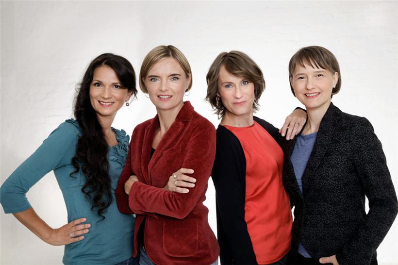 Das Klenke-Quartett, von links nach rechts: Annegret Klenke (1. Violine), Ruth Kaltenhäuser (Violoncello), Beate Hartmann (2. Violine) und Yvonne Uhlemann (Viola) 
