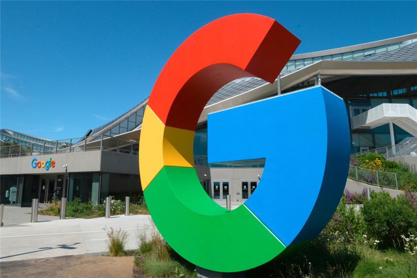  Das Logo von Google ist an einem Gebäude der Konzernzentrale in Mountain View
