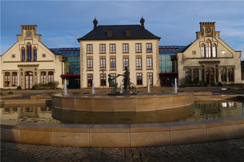 Das Mamer Schloss ist ein imposantes Bauwerk.
