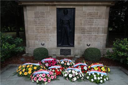 Das Original-Denkmal bleibt auf dem ArcelorMittal-Gelände. Entlang der Emile-Mark-Straße wird deshalb eine Kopie errichtet.
