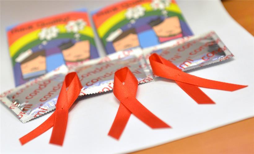 Das Präventionsmittel, mit dem man sowohl eine HIV-Infektion als auch andere sexuell übertragbare Krankheiten bzw. eine ungewollte Schwangerschaft verhindern kann

