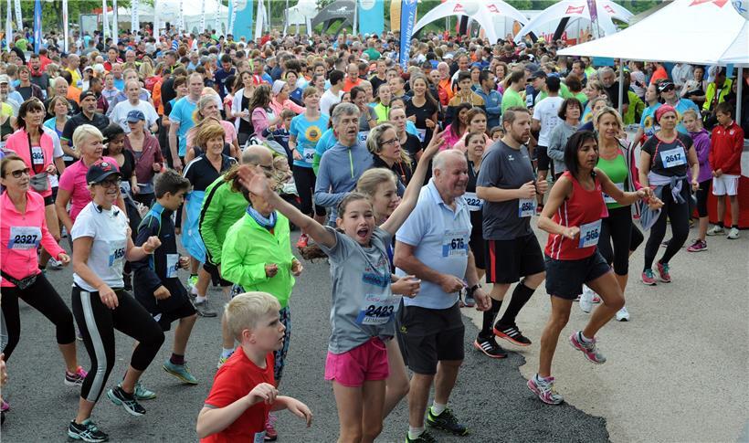 Das Rennen ist ein beliebtes Event für Jung und Alt und zieht jedes Jahr große Menschenmassen an
