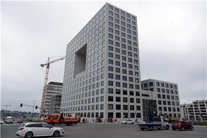 Das Resultat einer jahrelangen Laisser-faire-Politik in der Stadtplanung kann in seelenlosen Stadtvierteln wie Kirchberg, „Cloche d’Or“ oder „Ban de Gasperich“ begutachtet werden
