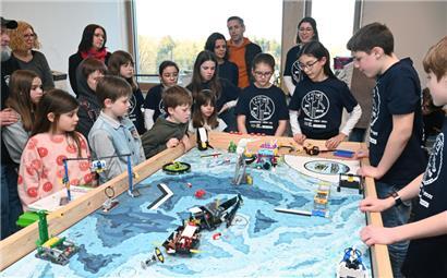 Das „Robot Game“ ist eines von vier Säulen der „First Lego League“  
