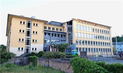 Das Seniorenheim „Roude Fiels“ in Rümelingen fällt der Abrissbirne zum Opfer
