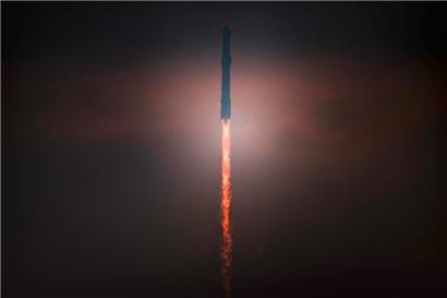 Das SpaceX Starship startete während seines vierten Testflugs vom Strand von Boca Chica, Texas
