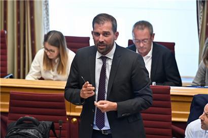 Das Tageblatt hat neben dem LSAP-Abgeordneten Yves Cruchten weitere Abgeordnete, die Gewerkschaft OGBL und den Verbraucherverband ULC nach Reaktionen zu den aktuellen Statec-Inflationsprognosen befragt
