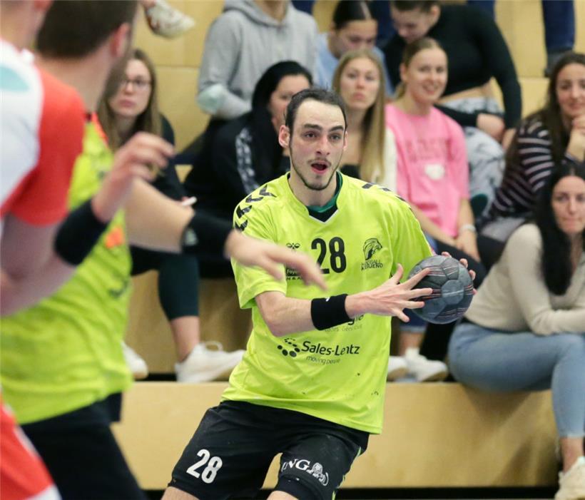 Das Trikot des HB Käerjeng wird Jacques Tironzelli nur noch viermal tragen
