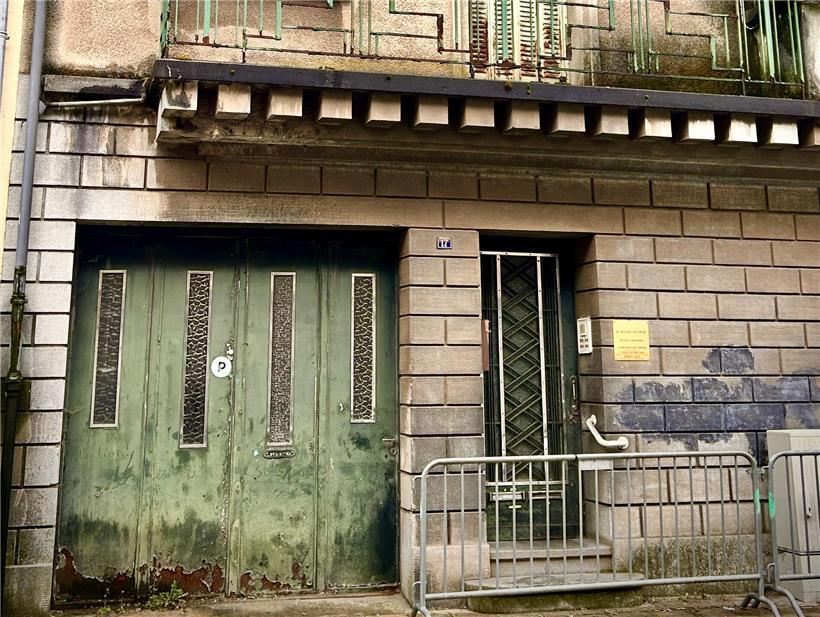 Van Hulle Haus in der Dicksstraße Esch, historisches Gebäude, Verkauf oder Immobilienangebot in Esch-sur-Alzette