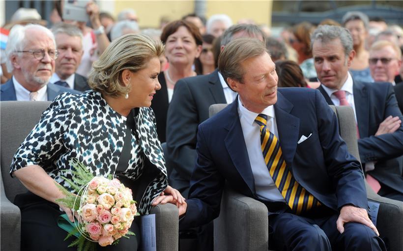 Das Warten auf die Stellungnahme zum Waringo-Bericht hat ein Ende: Großherzog Henri und seine Frau Maria Teresa.
