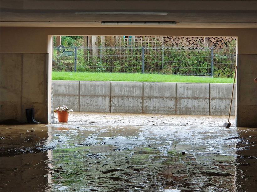 Das Wasser stand an einigen Orten hüfthoch