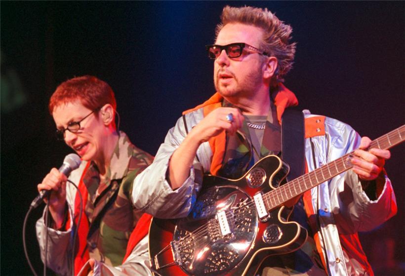 Das britische Popduo „Eurythmics“, Annie Lennox (l.) und Dave Stewart, im Jahr 1999 in Köln
