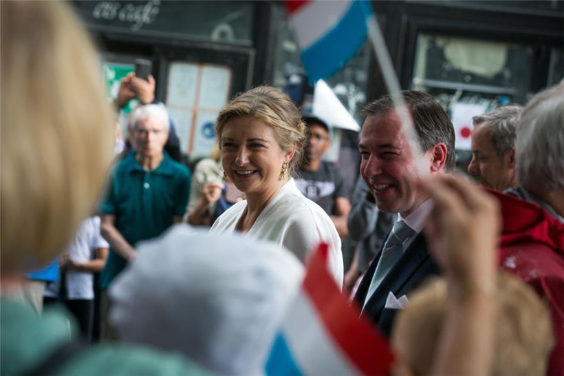 Das erbgroßherzogliche Paar legte in Esch einen herzlichen Auftritt hin
