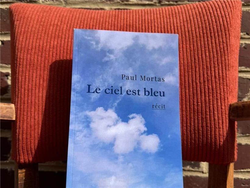 Erstes Buch von Paul Mortas, veröffentlicht am 14. April, erhältlich auf Amazon, Buchcover vor weißem Hintergrund