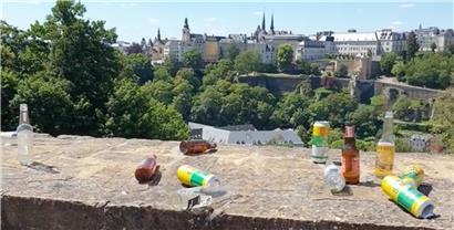 Das erste Wochenende nach den erneuten Lockerungen hinterlässt ein Bild der Verwüstung in Luxemburg-Stadt
