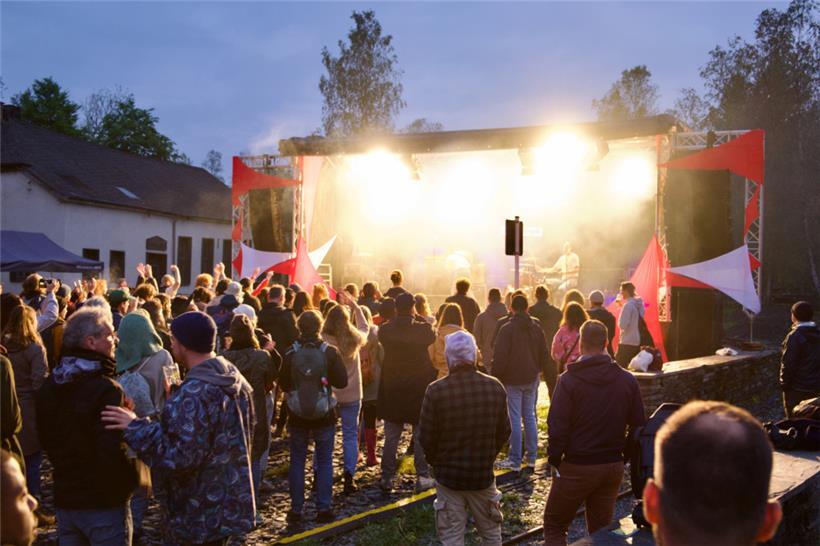 Das familiäre Festival bot wie immer interessante Acts aus dem alternativen Musi...