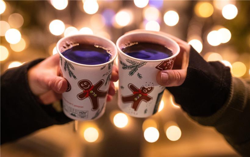 Das gesellige Glühwein-Trinken auf der Straße soll verboten werden
