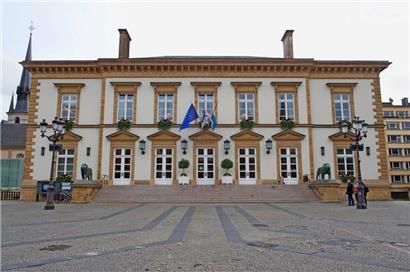 Das hauptstädtische Rathaus steht wie bei jeder Gemeindewahl im Zentrum des Interesses
