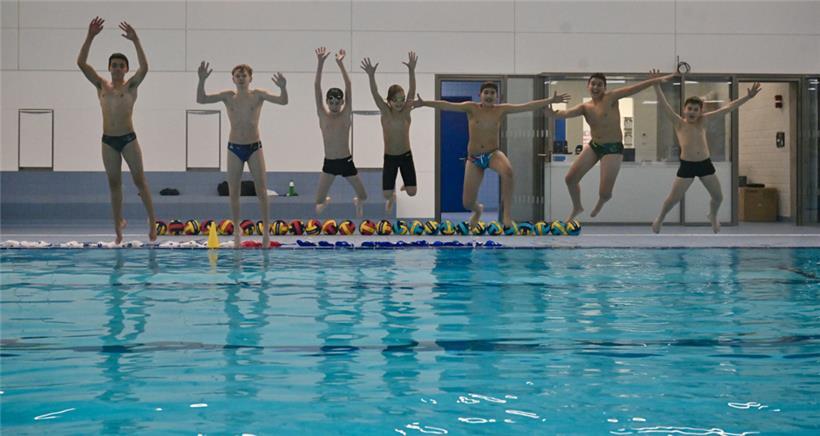 Das neue Schwimmbecken ist zur Freude der Schüler schon seit Herbst in Betrieb
