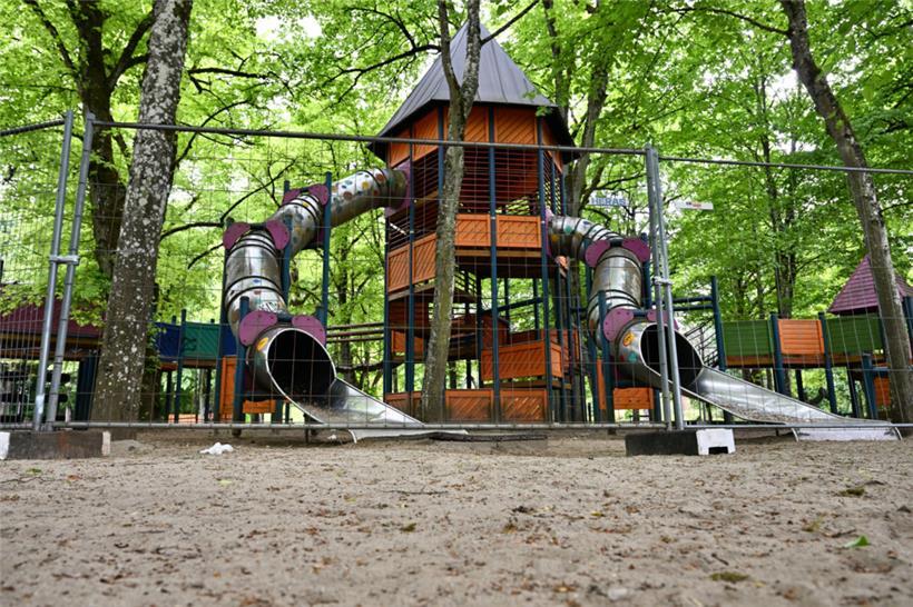 Das zentrale Element des Spielplatzes auf dem Escher Galgenberg ist momentan gesperrt und wird das wohl noch eine Zeit lang bleiben

