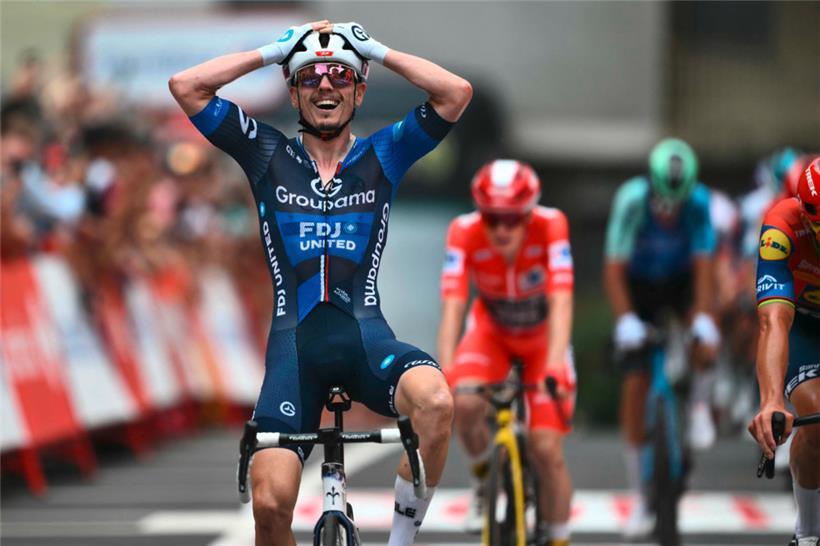 David Gaudu schlug am Montag Mads Pedersen überraschend im Sprint
