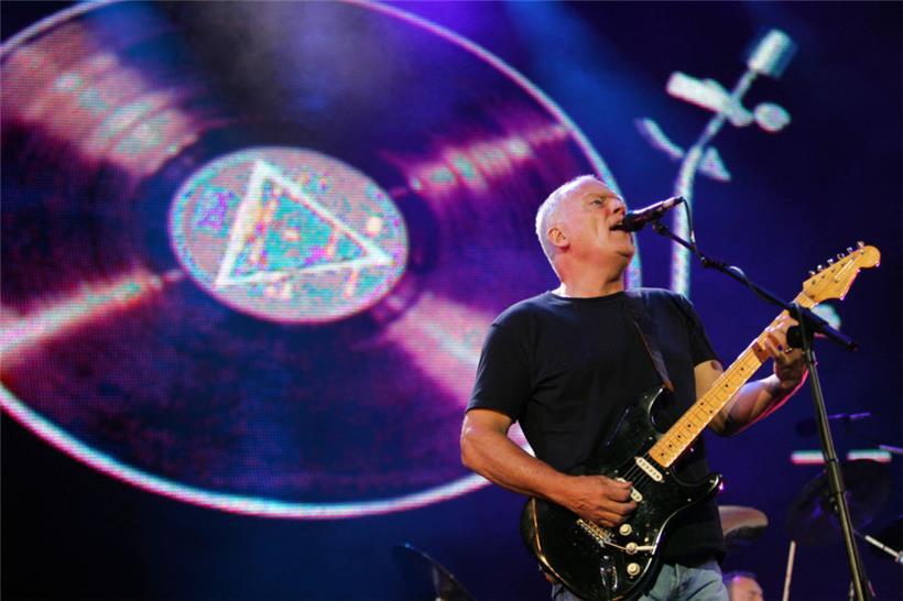 David Gilmour von Pink Floyd spielt 2005 auf dem Live-8-Konzert im Hyde Park in London
