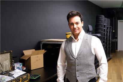 David Goldrake feiert 25 Jahre Selbstständigkeit als Magier
