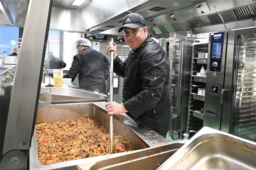 David Porée du Breil kümmert sich um die Ausbildung des Küchenpersonals und die Planung der Menüs
