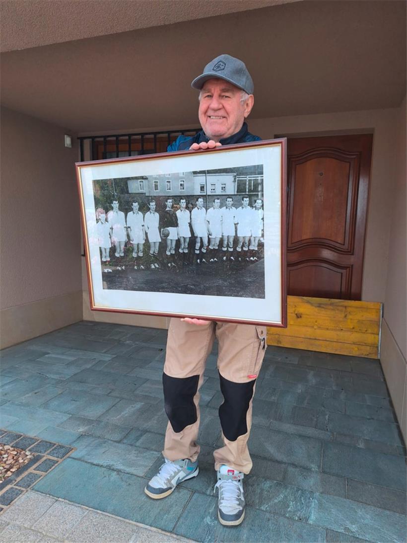 De Paul Mond, deen deemols mat 14 Joer Jéngsten aus der Mond-Ekipp  
