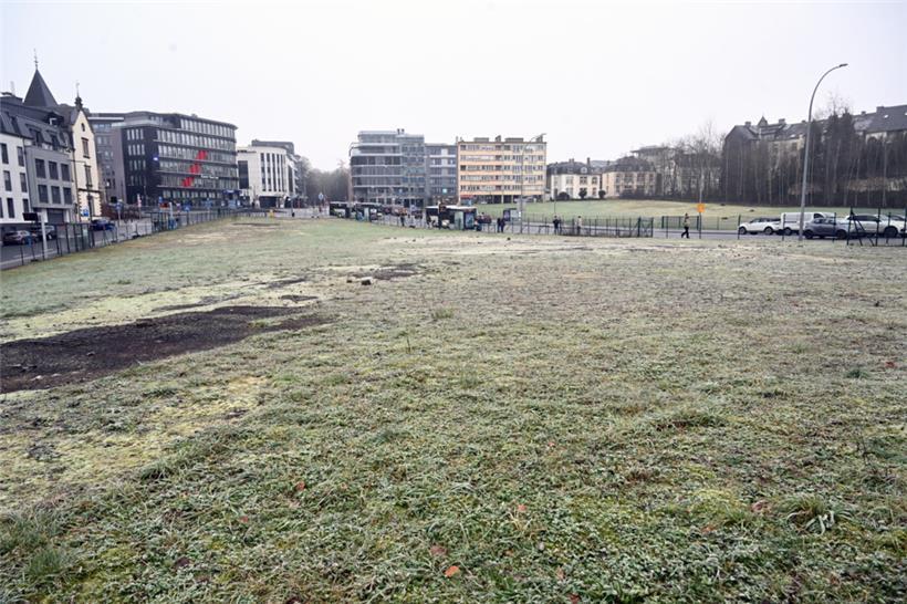 „Déi gréng Stad Lëtzebuerg“ stören sich an Grundstücken, die – wie hier an der „Stäreplaz“ – brach liegen

