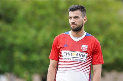 Dejvid Sinani stand seit 2018 bei der Escher Fola unter Vertrag
