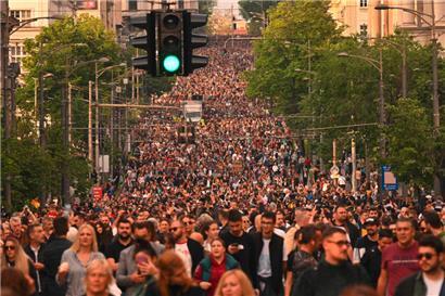 Demonstration am Freitag in Belgrad: Die Menschen in Serbien begehren gegen die Selbstherrlichkeit ihres Präsidenten auf
