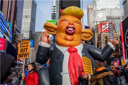 Demonstration am Samstag in New York: Der Druck auf Trump nimmt zu
