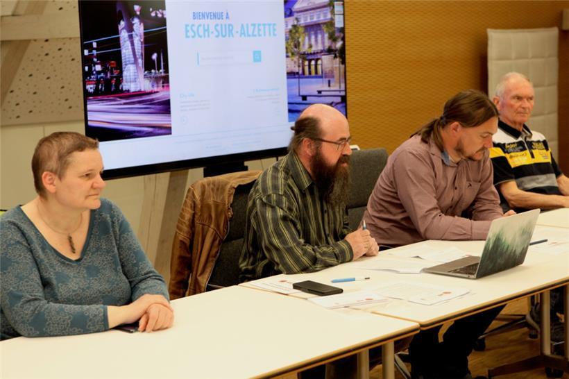 Den Mitgliedern der „Amis de l‘histoire et du musée“ wurden die Pläne für ein Lokalmuseum in Esch vorgestellt 
